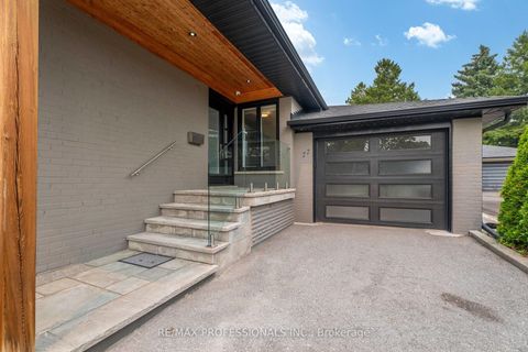 Photo 1 at 77 Cronin Drive, City Centre West, Toronto