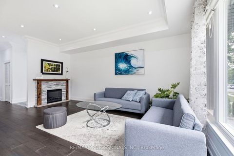 Photo 6 at 77 Cronin Drive, City Centre West, Toronto