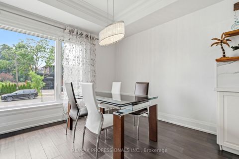 Photo 9 at 77 Cronin Drive, City Centre West, Toronto