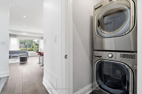 Photo 11 at 77 Cronin Drive, City Centre West, Toronto
