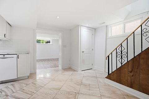 Photo 22 at 77 Cronin Drive, City Centre West, Toronto