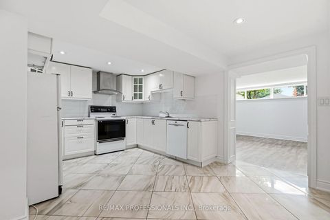 Photo 24 at 77 Cronin Drive, City Centre West, Toronto