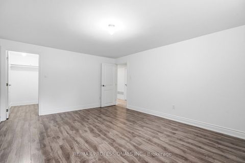 Photo 27 at 77 Cronin Drive, City Centre West, Toronto
