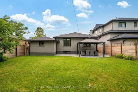 Photo 34 at 77 Cronin Drive, City Centre West, Toronto