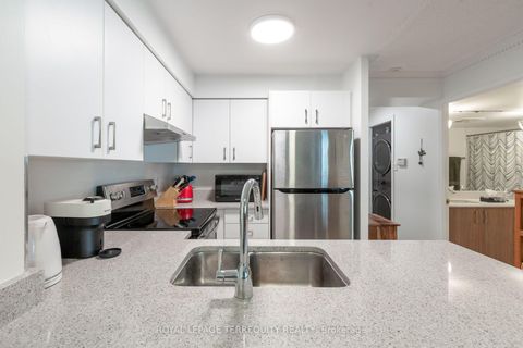 Photo 8 at 513 - 109 Front Street E, Waterfront Communities C8, Toronto