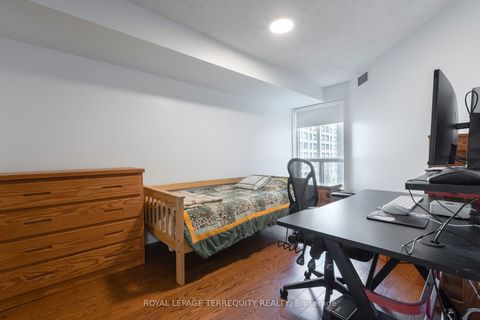 Photo 17 at 513 - 109 Front Street E, Waterfront Communities C8, Toronto