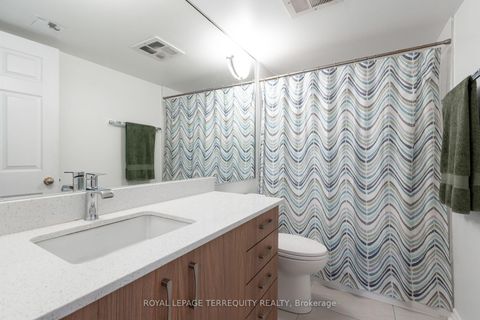 Photo 20 at 513 - 109 Front Street E, Waterfront Communities C8, Toronto