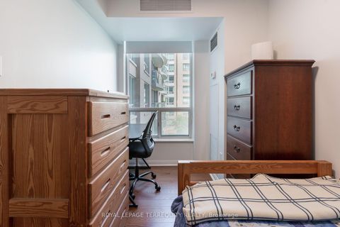 Photo 22 at 513 - 109 Front Street E, Waterfront Communities C8, Toronto