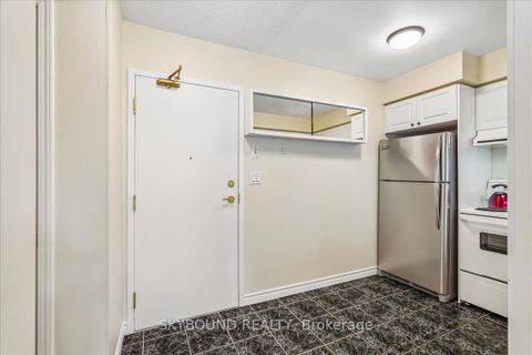 Photo 7 at 308 - 745 New Westminster Drive, Brownridge, Vaughan