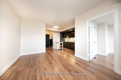 Photo 8 at 4218 - 5 Sheppard Avenue E, Willowdale East, Toronto