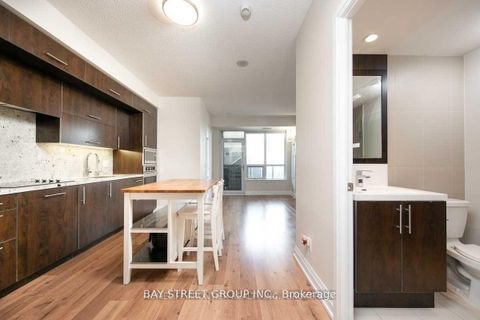 Photo 14 at 4218 - 5 Sheppard Avenue E, Willowdale East, Toronto