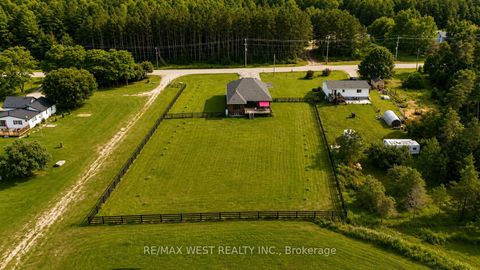 Photo 15 at 4098 Concession 12 Sunnidale Road, Rural Clearview, Clearview