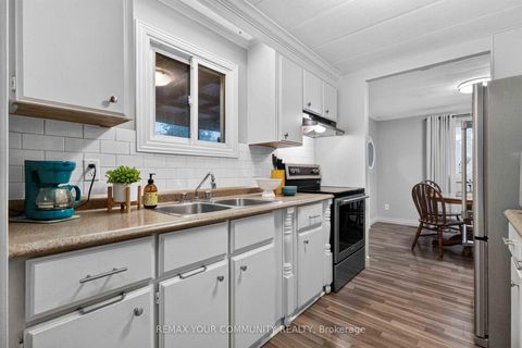 Photo 15 at 165 Roxanna Drive, Sutton & Jackson's Point, Georgina