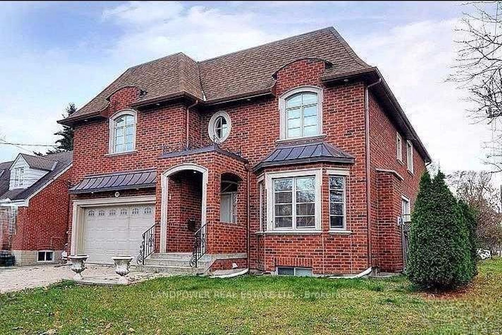 33 Bevdale Road, Willowdale West, Toronto 