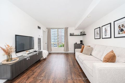 Photo 1 at 907 - 3 Hickory Tree Road, Weston, Toronto