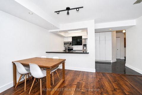 Photo 2 at 907 - 3 Hickory Tree Road, Weston, Toronto