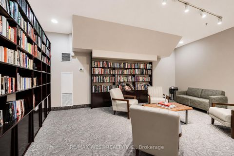Photo 8 at 907 - 3 Hickory Tree Road, Weston, Toronto