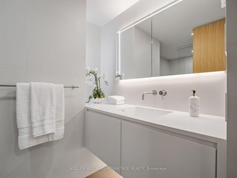 Photo 35 at 1002 - 1166 Bay Street, Bay Street Corridor, Toronto