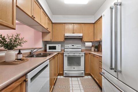 Photo 6 at 1005 - 2 Covington Road, Lawrence, Toronto