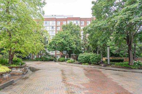 Photo 2 at 749 - 24 Southport Street, Swansea, Toronto