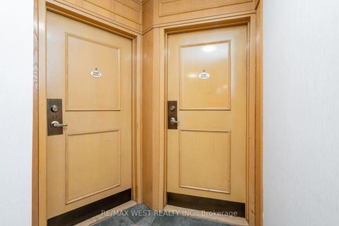 Photo 5 at 749 - 24 Southport Street, Swansea, Toronto