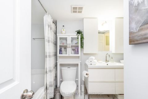 Photo 27 at 749 - 24 Southport Street, Swansea, Toronto