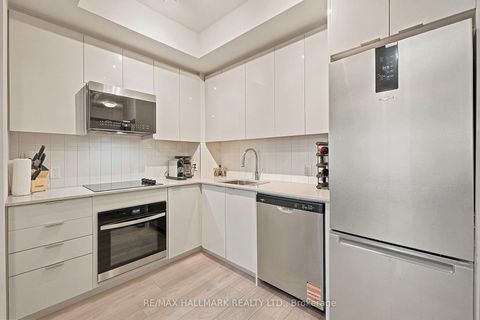 Photo 11 at 2903 - 2920 Highway 7, Concord, Vaughan