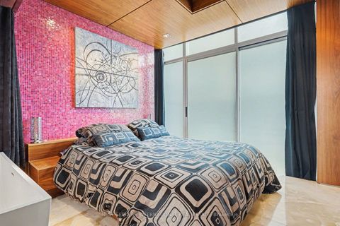 Photo 9 at 519 - 388 Richmond Street W, Waterfront Communities C1, Toronto