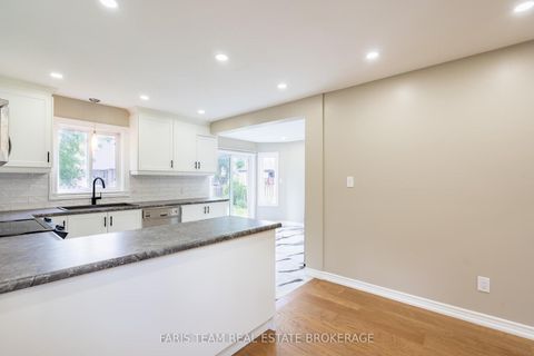 Photo 5 at 186 Ferndale Drive S, Ardagh, Barrie