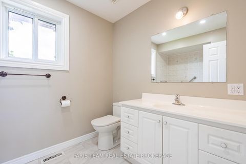 Photo 27 at 186 Ferndale Drive S, Ardagh, Barrie