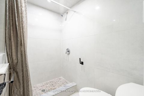 Photo 35 at 186 Ferndale Drive S, Ardagh, Barrie