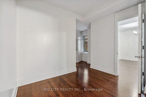 Photo 15 at 408 - 22 Leader Lane, Yonge Corridor, Toronto