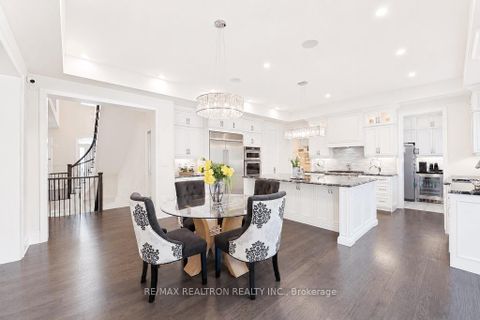 Photo 14 at 26 Sir Henry Court, King City, King