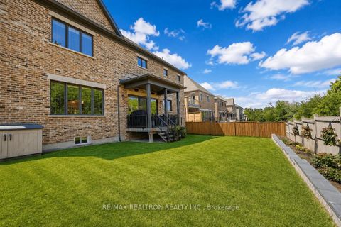 Photo 43 at 26 Sir Henry Court, King City, King