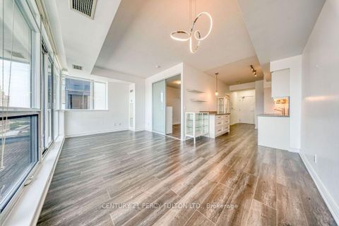 Photo 12 at 1030 - 2885 Bayview Avenue, Bayview Village, Toronto