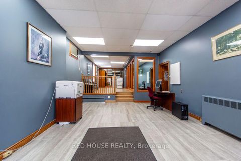 Photo 4 at 658 Vaughan Road, Oakwood Village, Toronto