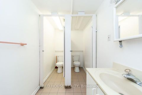 Photo 36 at 658 Vaughan Road, Oakwood Village, Toronto