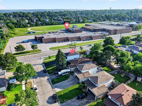 Photo 5 at 2 Fletcher Drive, Grove East, Barrie