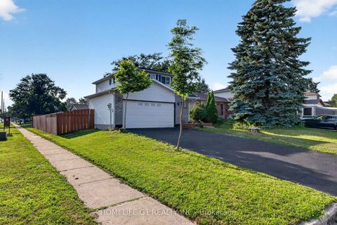Photo 7 at 2 Fletcher Drive, Grove East, Barrie