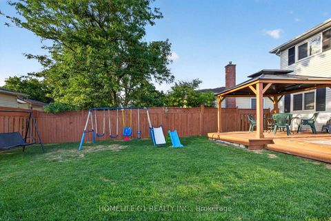 Photo 13 at 2 Fletcher Drive, Grove East, Barrie