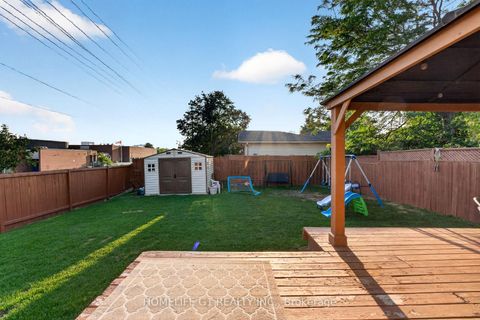 Photo 15 at 2 Fletcher Drive, Grove East, Barrie