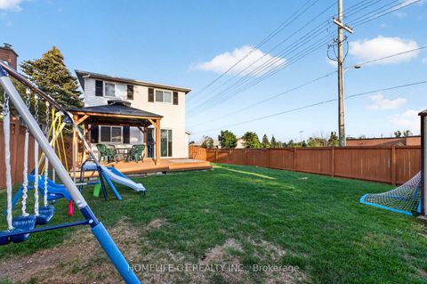 Photo 16 at 2 Fletcher Drive, Grove East, Barrie