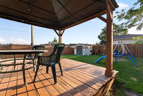 Photo 19 at 2 Fletcher Drive, Grove East, Barrie
