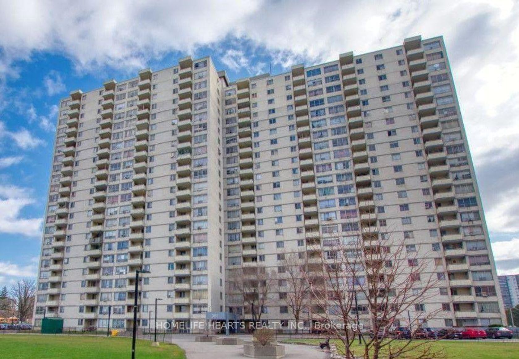 1511 - 320 Dixon Road, The Westway, Toronto photo number 2