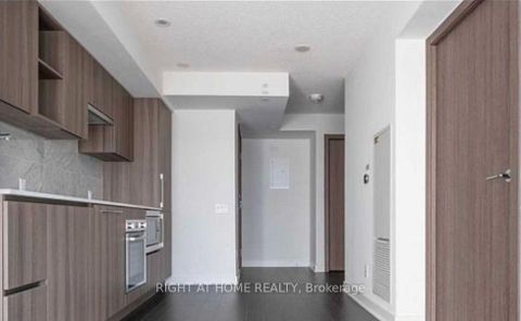 Photo 6 at 3205 - 17 Bathurst Street, Waterfront Communities C1, Toronto