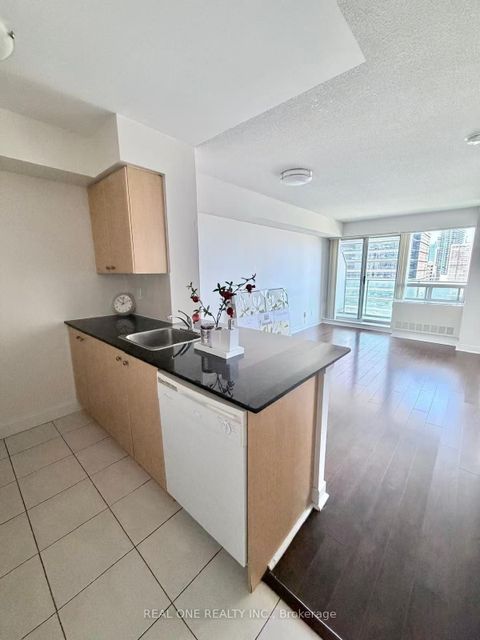 Photo 6 at 1607 - 31 Bales Avenue, Willowdale East, Toronto