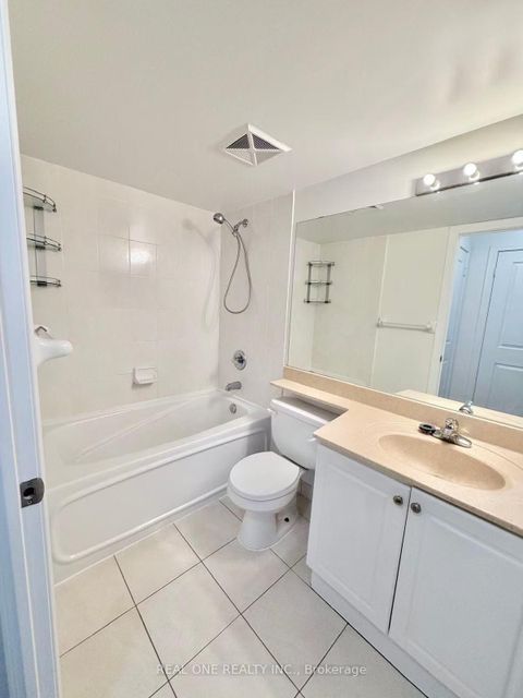 Photo 13 at 1607 - 31 Bales Avenue, Willowdale East, Toronto