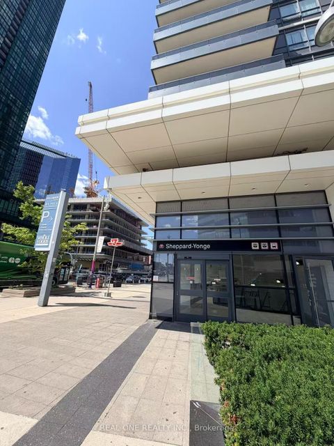 Photo 16 at 1607 - 31 Bales Avenue, Willowdale East, Toronto