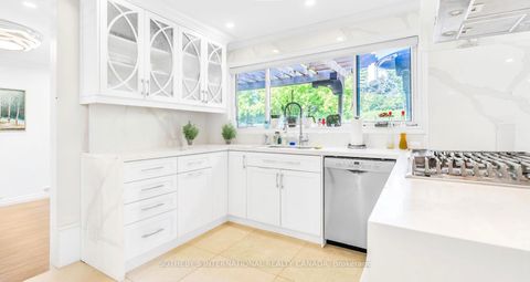 Photo 4 at 88 Olsen Drive, Donalda, Toronto