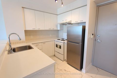 Photo 3 at 2906 - 36 Lee Centre Drive, Woburn, Toronto